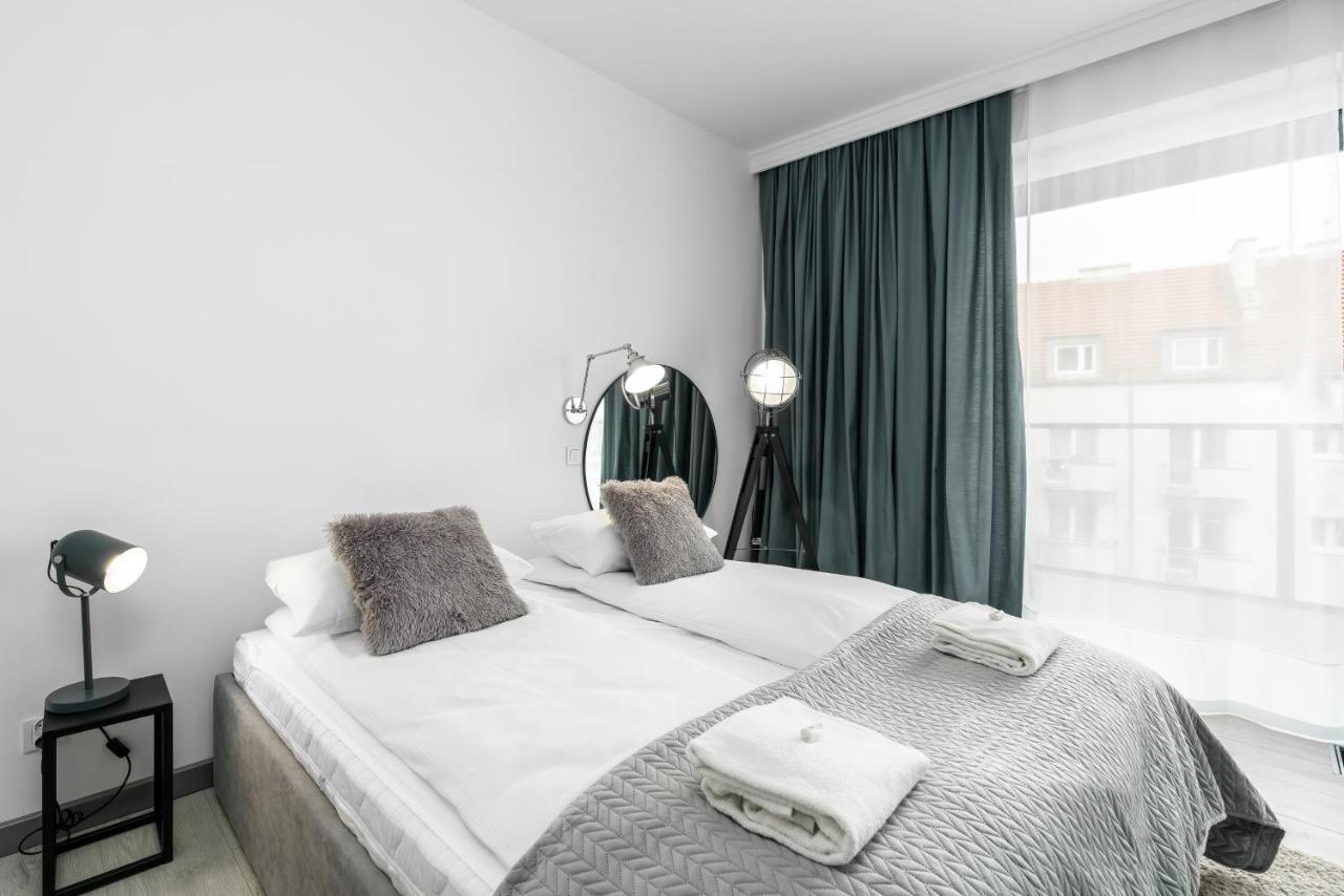 Apartments Poznan Chwaliszewo Residence With Free Garage By Noclegi Renters Экстерьер фото