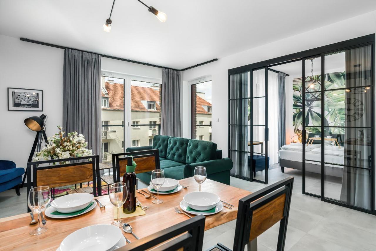 Apartments Poznan Chwaliszewo Residence With Free Garage By Noclegi Renters Экстерьер фото