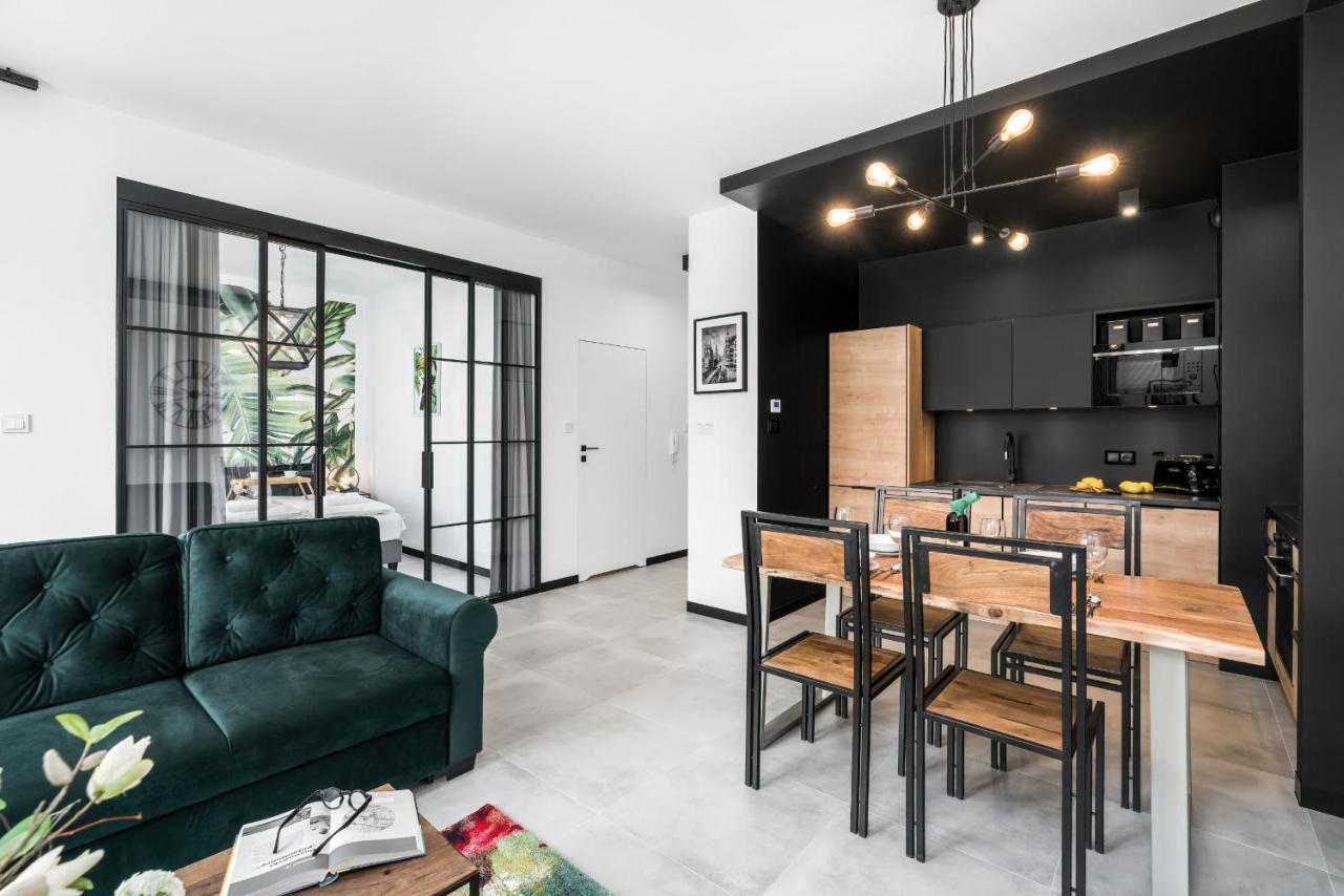Apartments Poznan Chwaliszewo Residence With Free Garage By Noclegi Renters Экстерьер фото