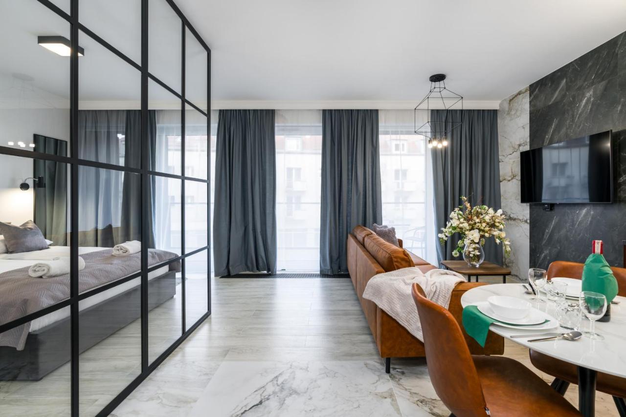 Apartments Poznan Chwaliszewo Residence With Free Garage By Noclegi Renters Экстерьер фото